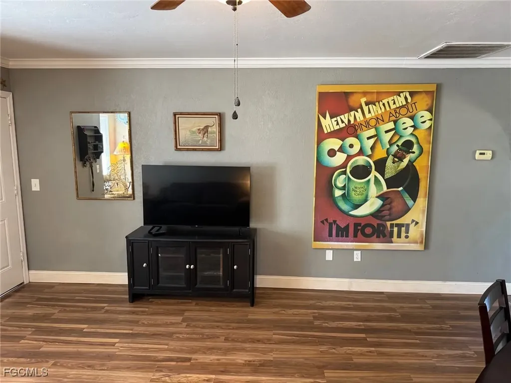 1941 NE 14th Street Cape Coral FL 33909