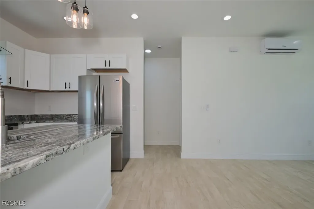 23031 Roundtree Avenue Alva FL 33920