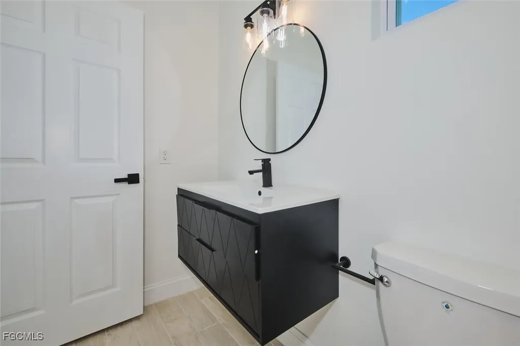 23031 Roundtree Avenue Alva FL 33920