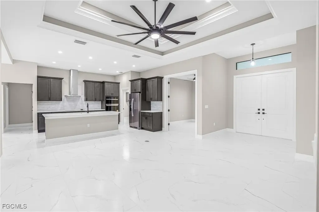 2301 NW 34th Avenue Cape Coral FL 33993