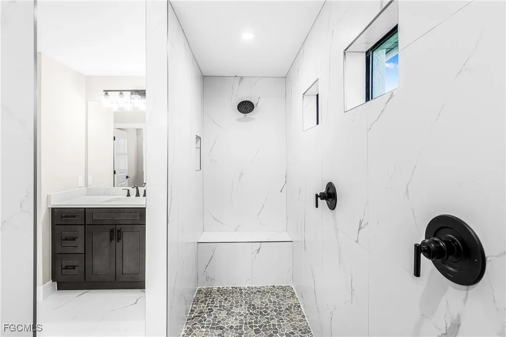 2301 NW 34th Avenue Cape Coral FL 33993