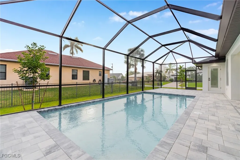 2301 NW 34th Avenue Cape Coral FL 33993