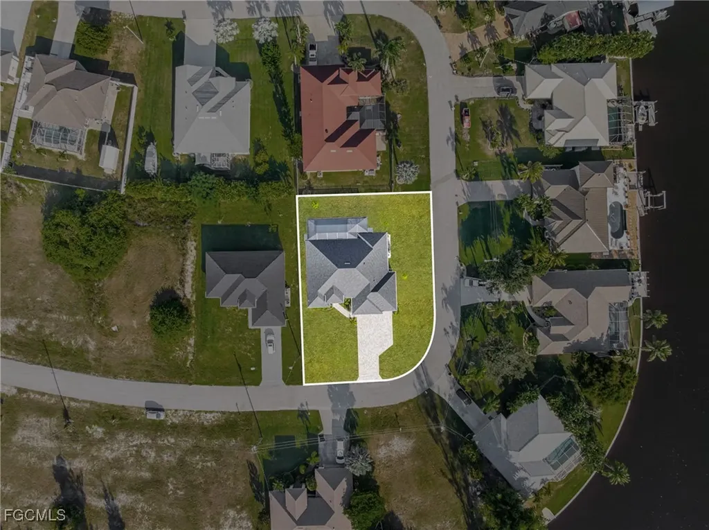 2301 NW 34th Avenue Cape Coral FL 33993