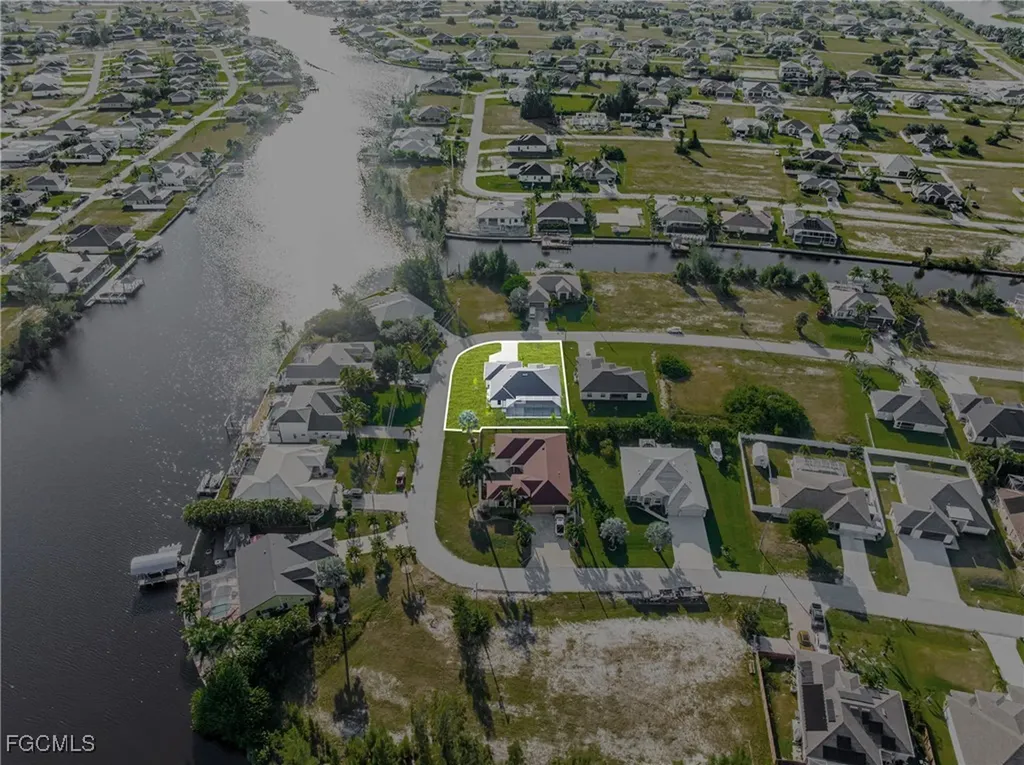 2301 NW 34th Avenue Cape Coral FL 33993
