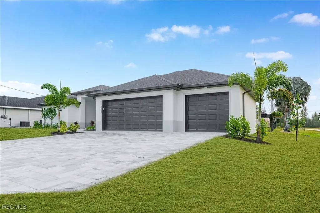 2301 NW 34th Avenue Cape Coral FL 33993