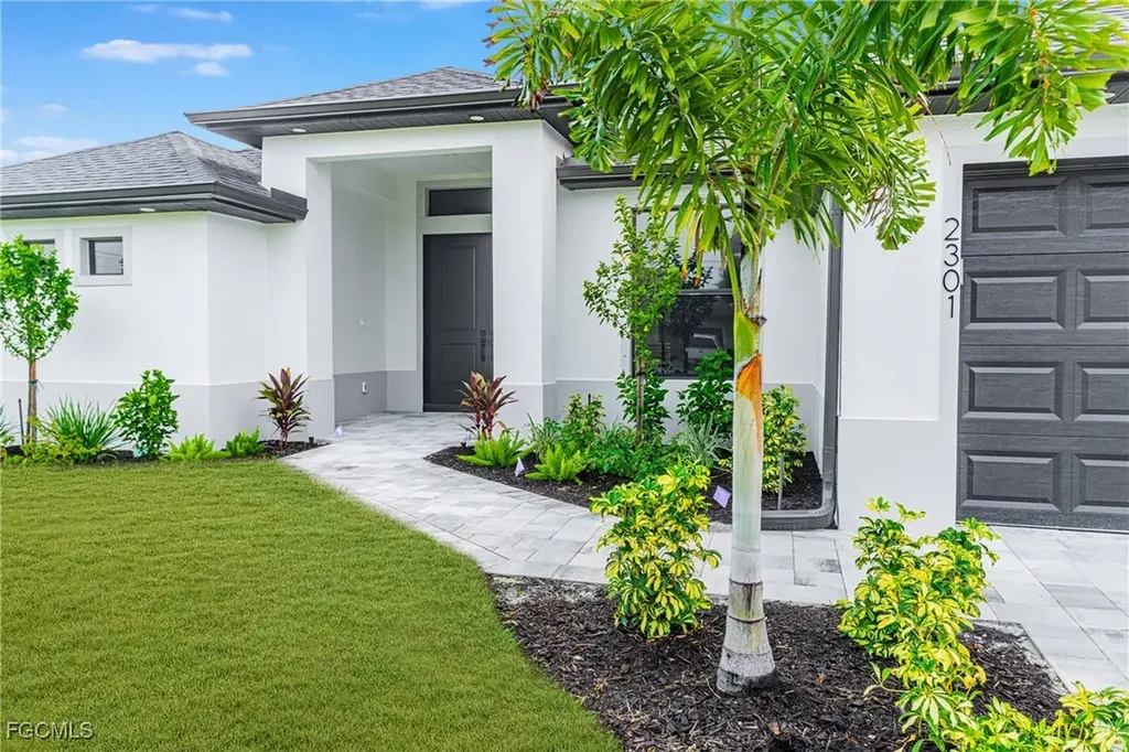 2301 NW 34th Avenue Cape Coral FL 33993