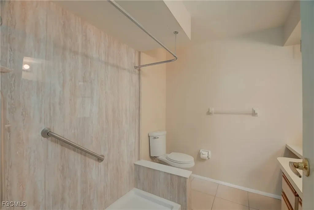 12606 6th Street Fort Myers FL 33905