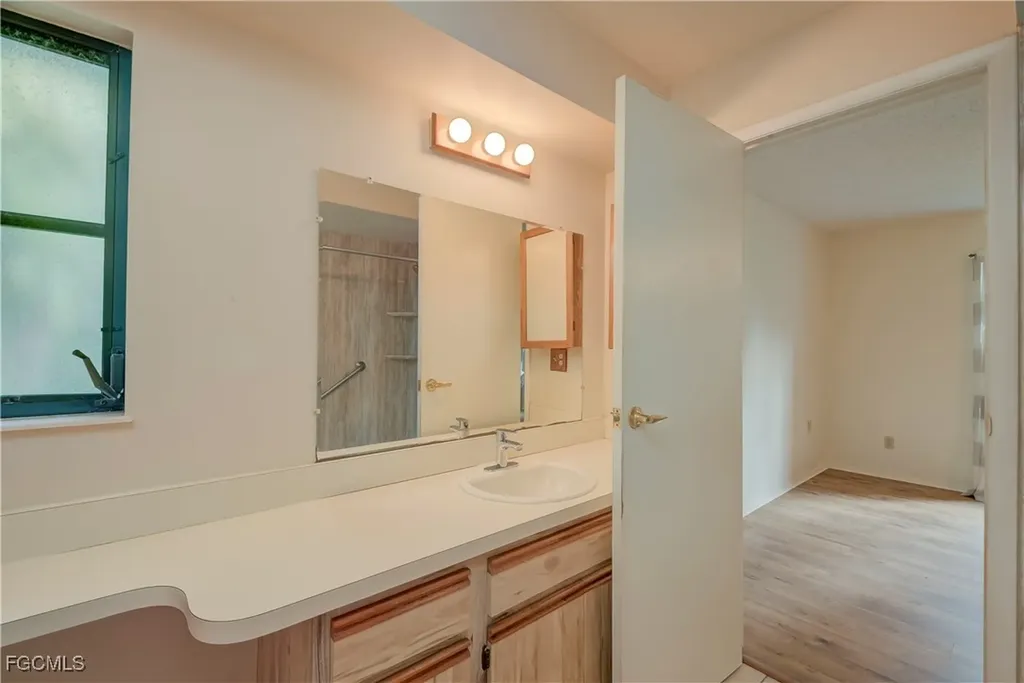 12606 6th Street Fort Myers FL 33905