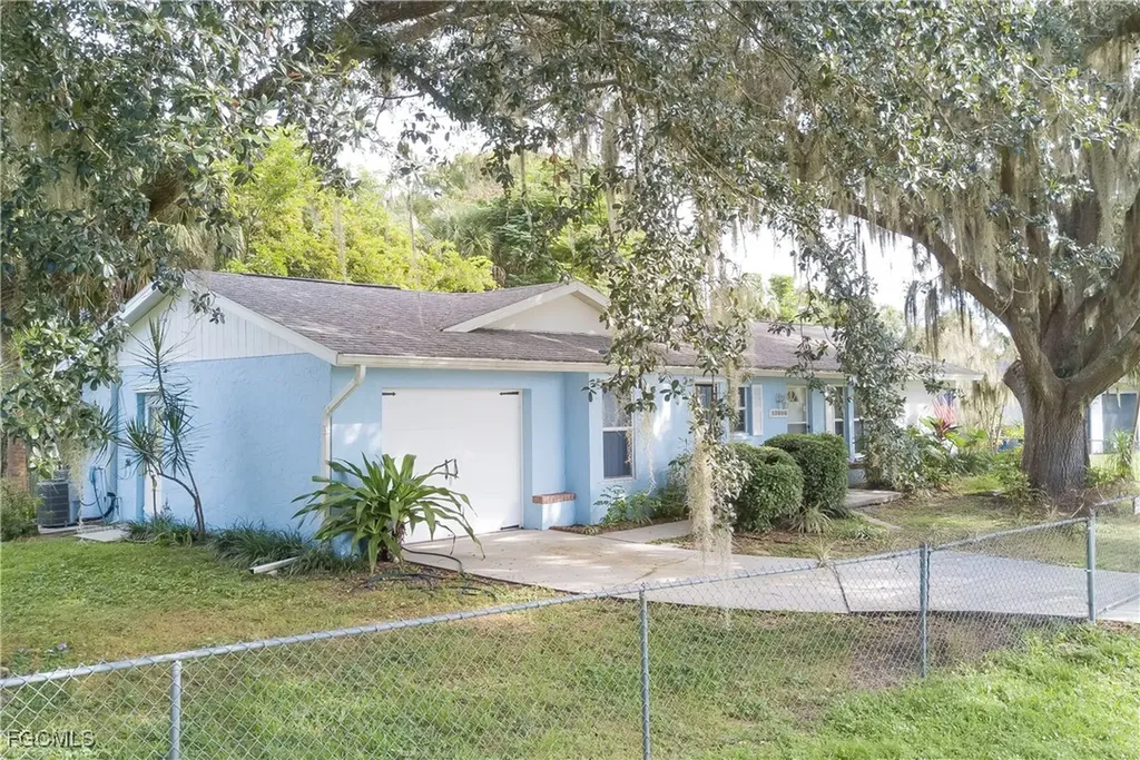 12606 6th Street Fort Myers FL 33905