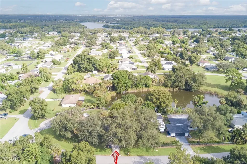 12606 6th Street Fort Myers FL 33905