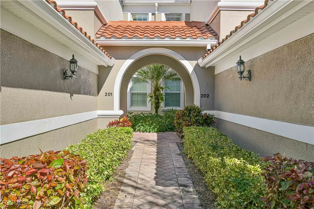 10251 Glastonbury Circle Fort Myers FL 33913