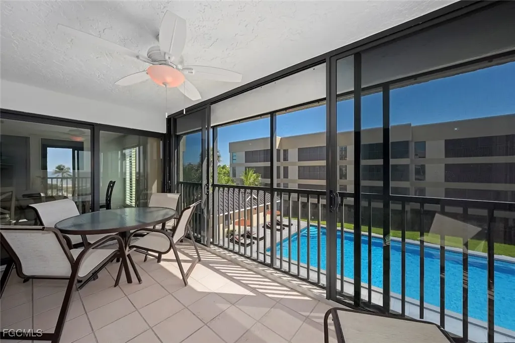 2721 W Gulf Drive Sanibel FL 33957