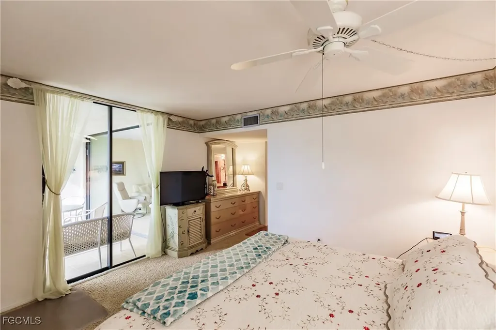 4585 Trawler Court Fort Myers FL 33919