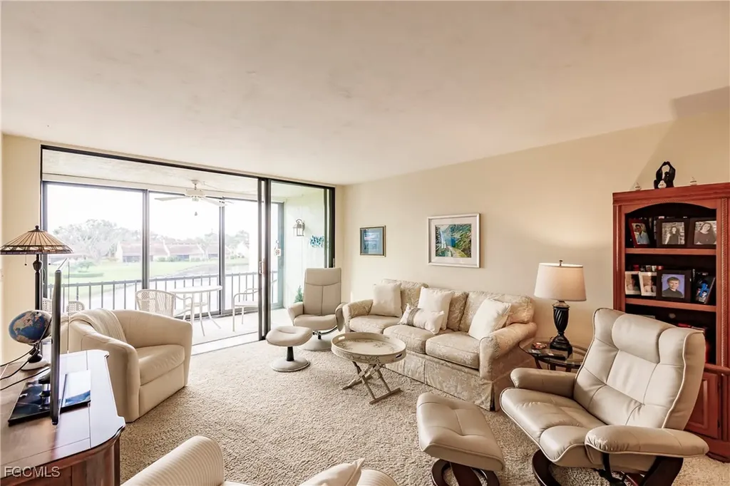 4585 Trawler Court Fort Myers FL 33919