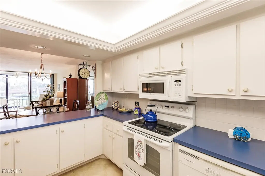4585 Trawler Court Fort Myers FL 33919