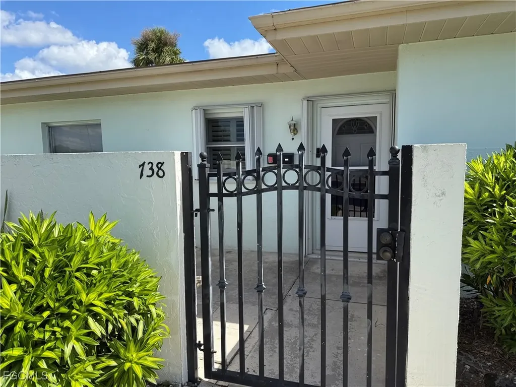 738 Joel Boulevard Lehigh Acres FL 33936