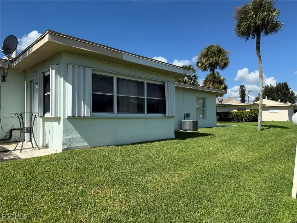 738 Joel Boulevard Lehigh Acres FL 33936