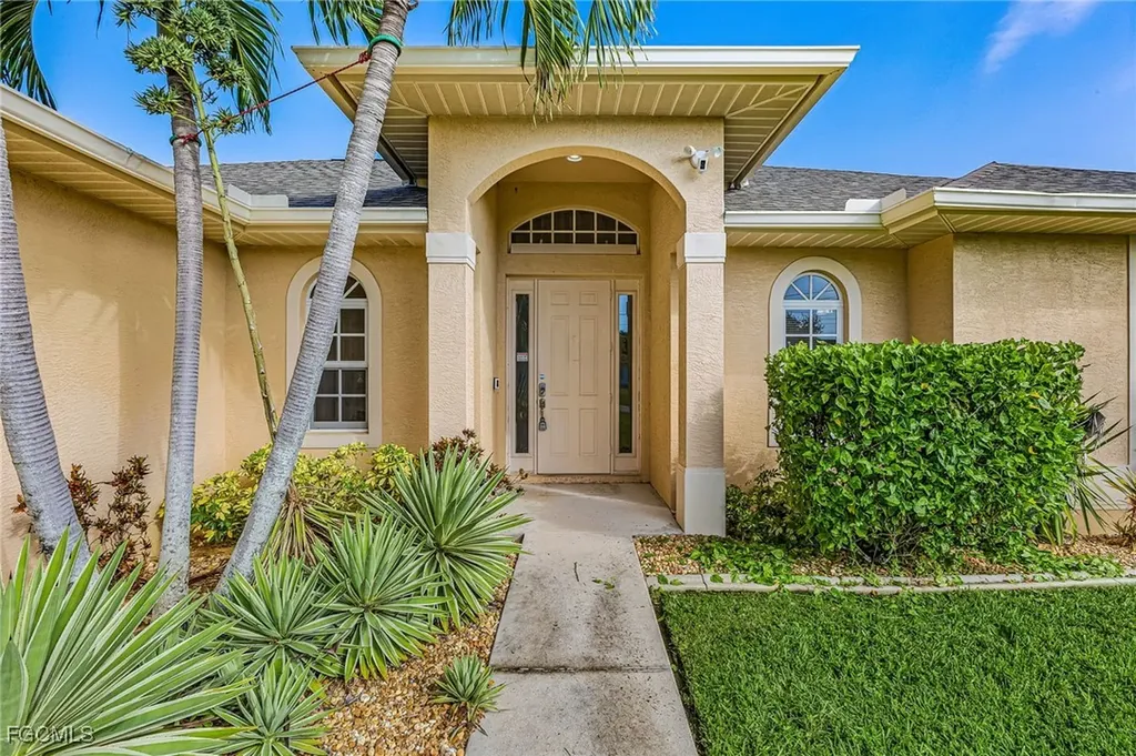 217 SW 43rd Terrace Cape Coral FL 33914
