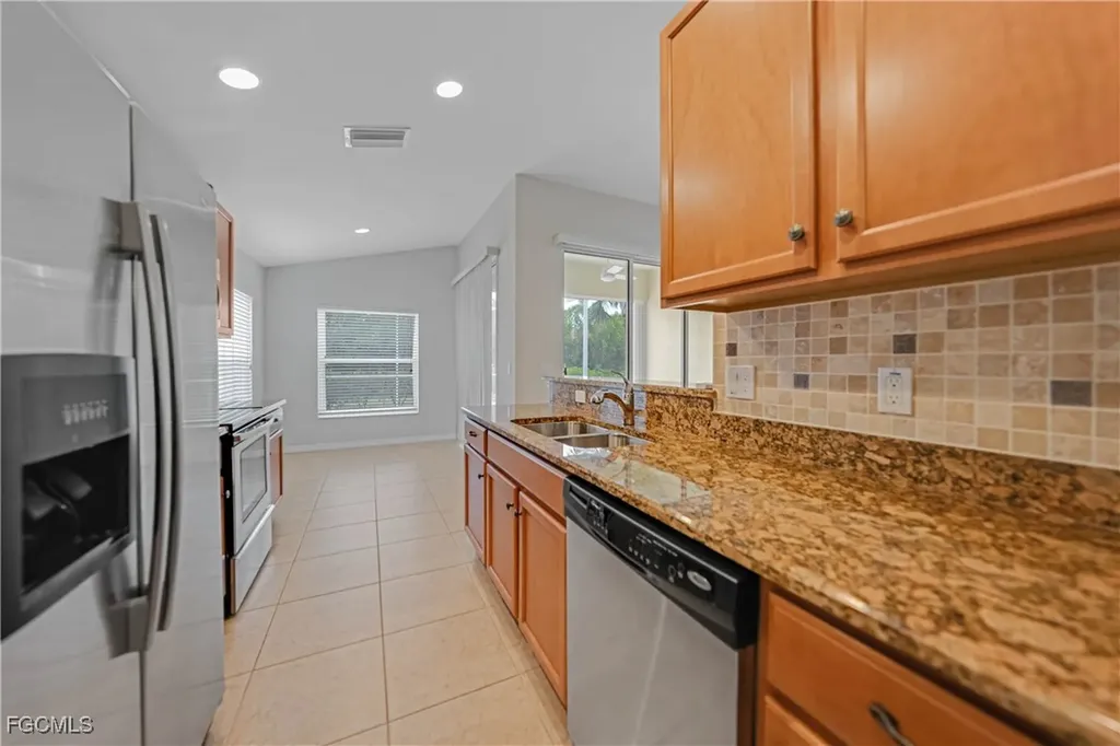 2457 Hopefield Court Cape Coral FL 33991