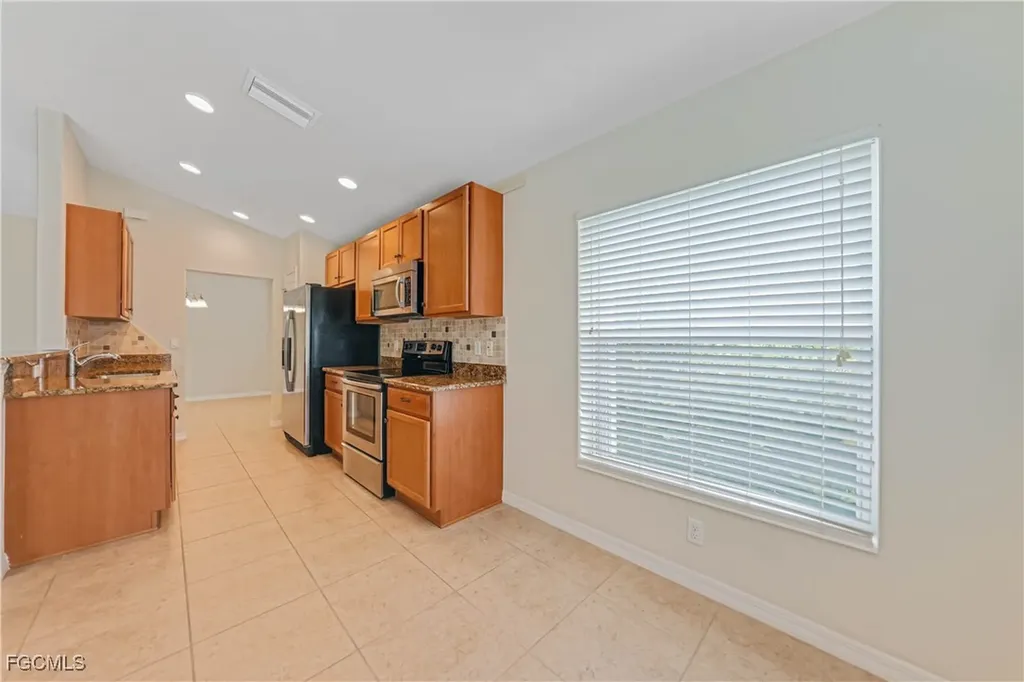 2457 Hopefield Court Cape Coral FL 33991