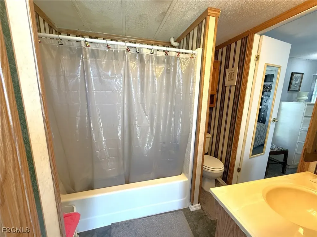 16211 Cynthia Court Fort Myers FL 33908