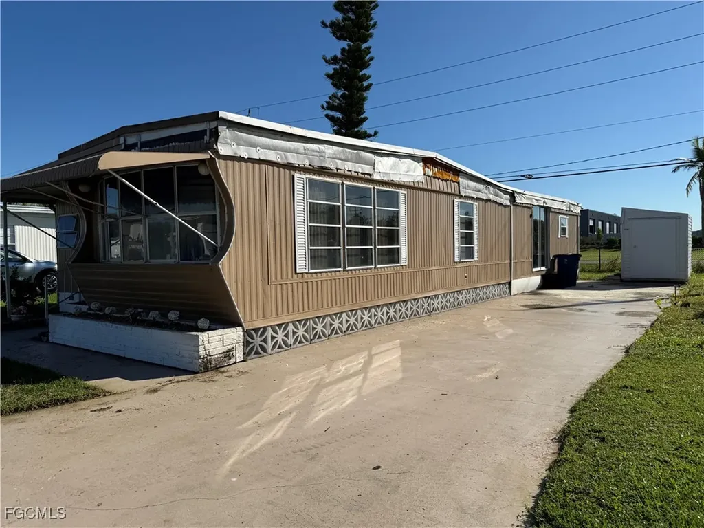 16211 Cynthia Court Fort Myers FL 33908