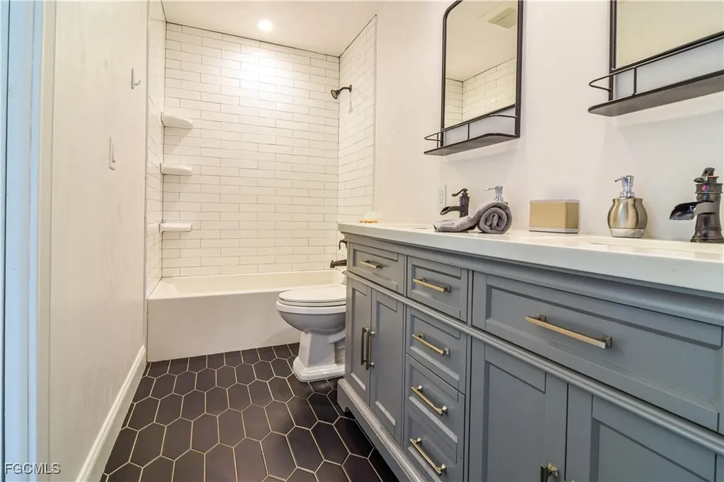 13091 Orange River Boulevard Fort Myers FL 33905