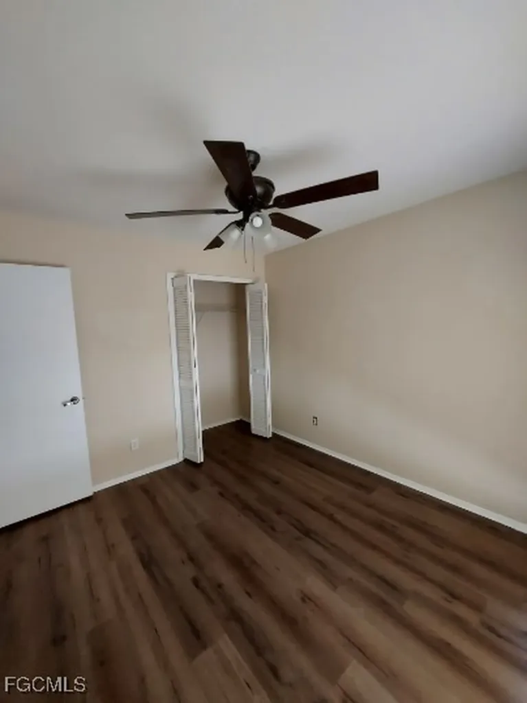 801 SW 10th Place Cape Coral FL 33991