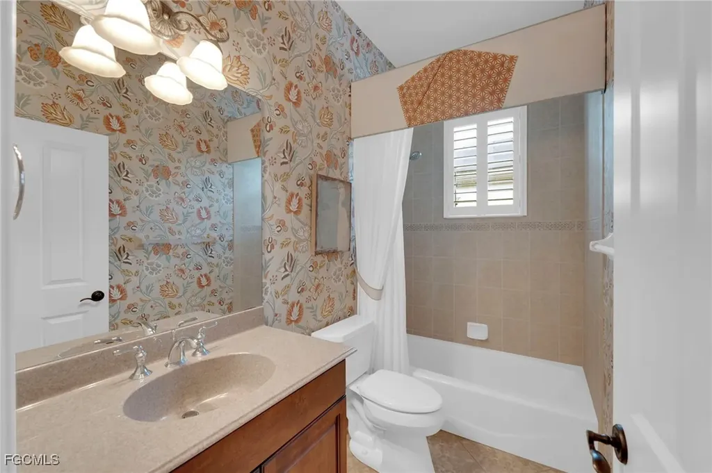 3221 Orangetree Bend Fort Myers FL 33905