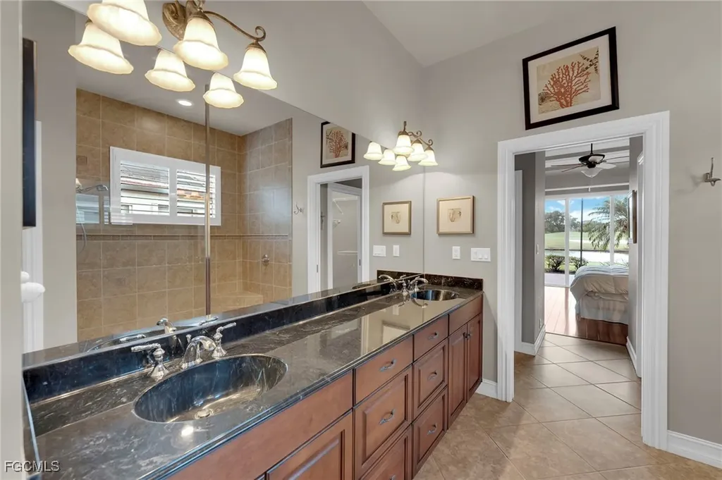 3221 Orangetree Bend Fort Myers FL 33905