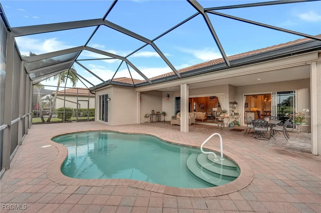 3221 Orangetree Bend Fort Myers FL 33905