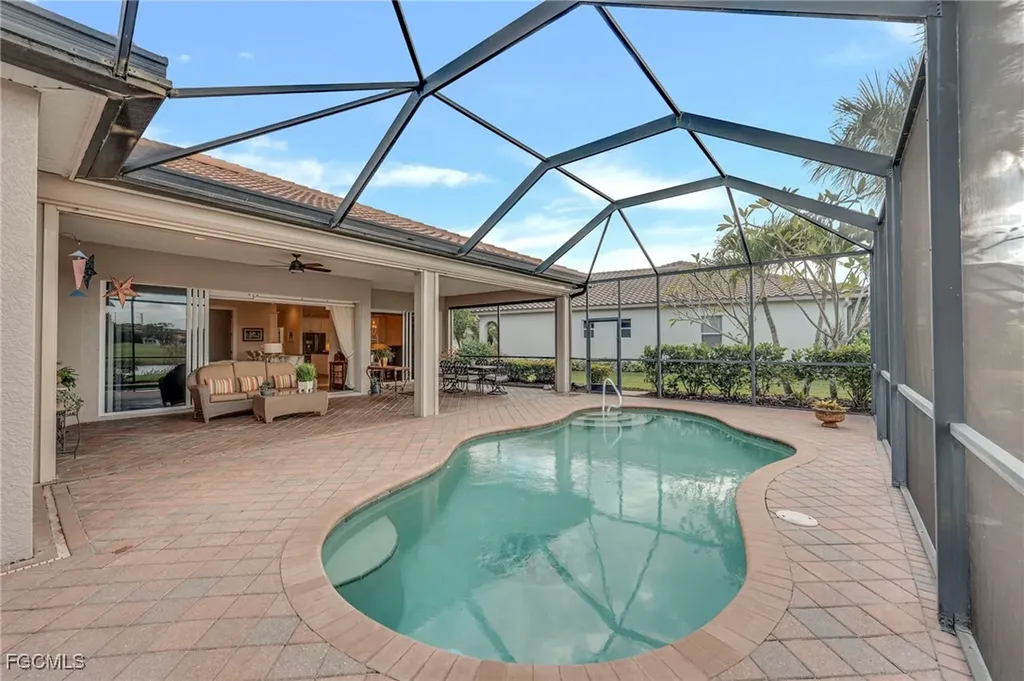 3221 Orangetree Bend Fort Myers FL 33905