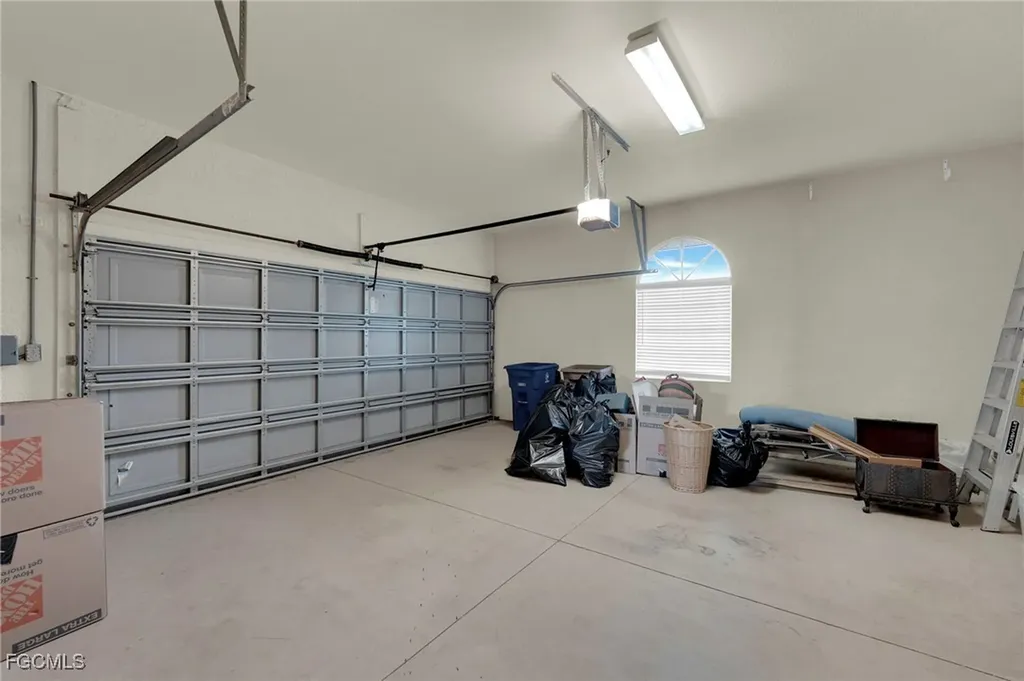 3221 Orangetree Bend Fort Myers FL 33905