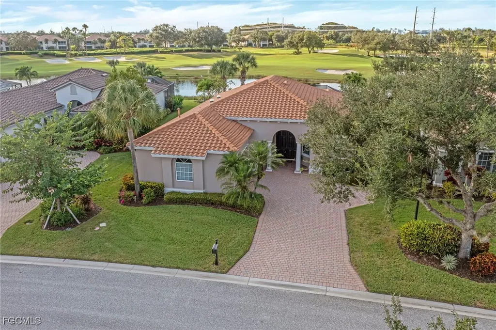 3221 Orangetree Bend Fort Myers FL 33905