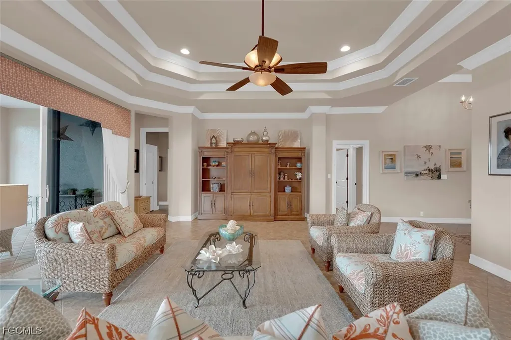 3221 Orangetree Bend Fort Myers FL 33905