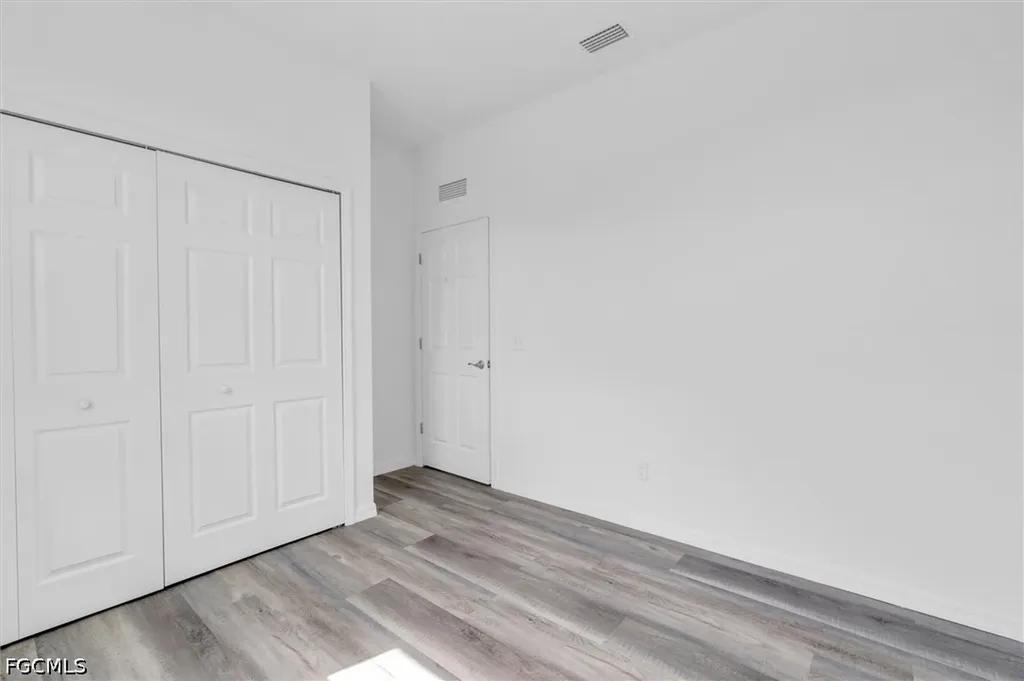 422 NE 20th Terrace Cape Coral FL 33909