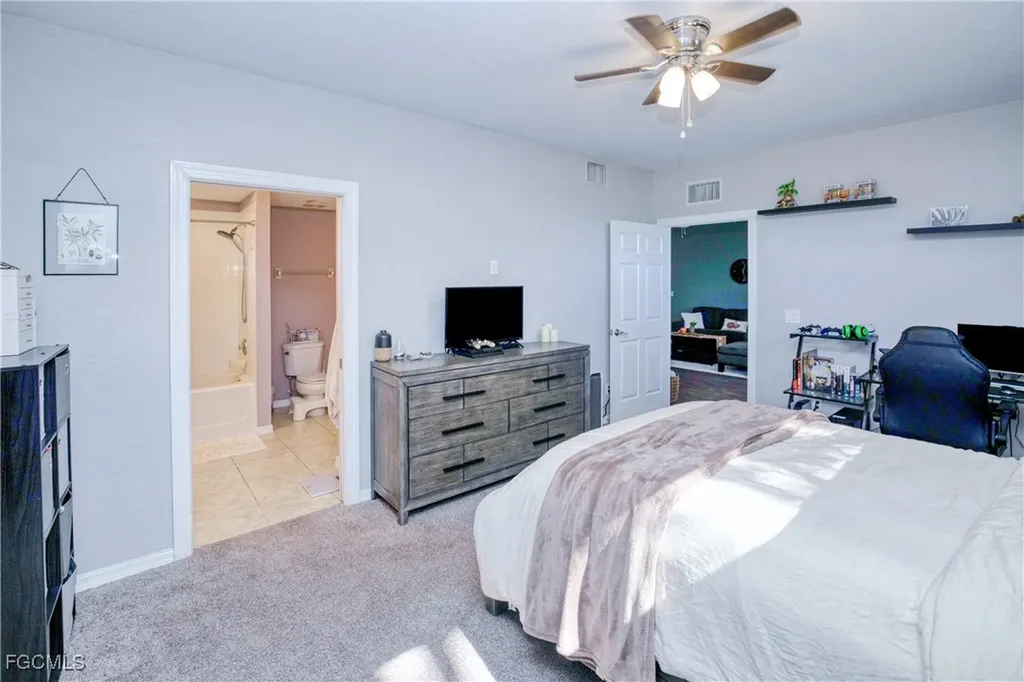 1040 Hancock Creek South Boulevard Cape Coral FL 33909