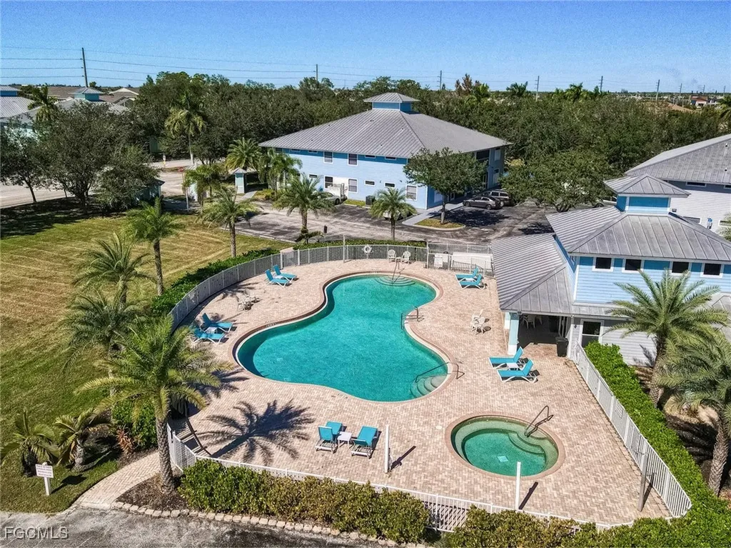 1040 Hancock Creek South Boulevard Cape Coral FL 33909