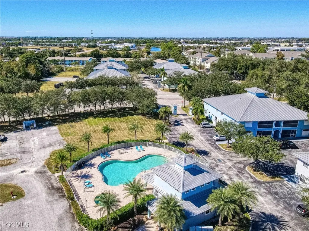 1040 Hancock Creek South Boulevard Cape Coral FL 33909