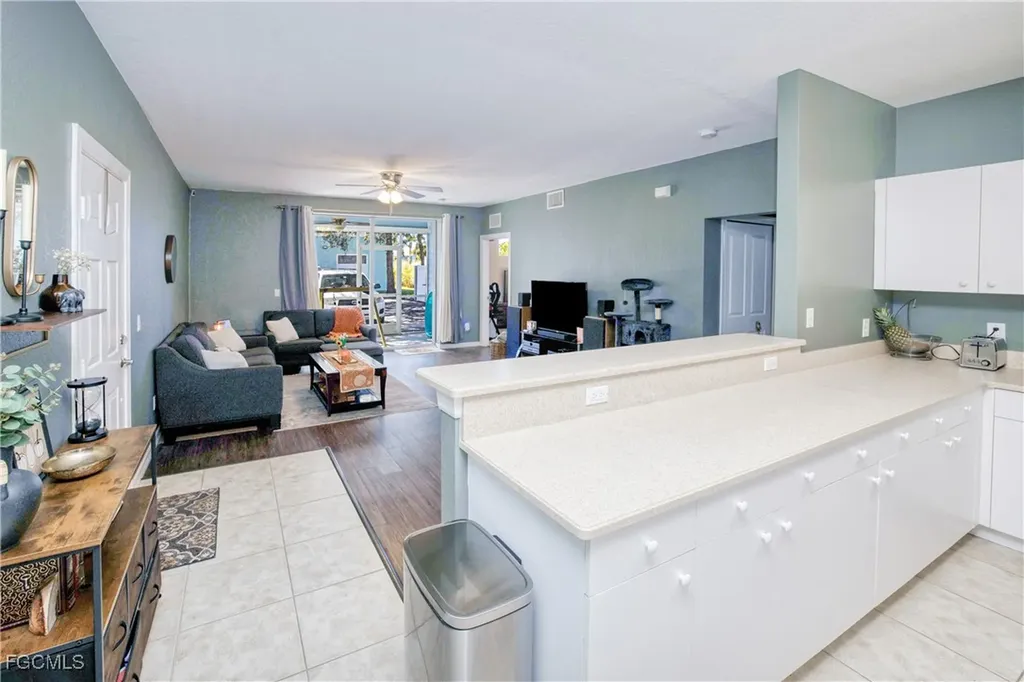 1040 Hancock Creek South Boulevard Cape Coral FL 33909