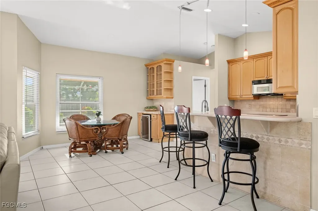 302 SE 34th Street Cape Coral FL 33904