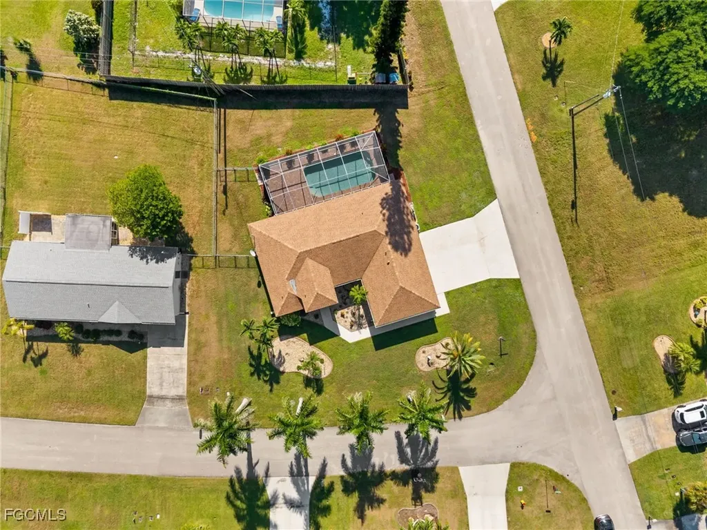 302 SE 34th Street Cape Coral FL 33904