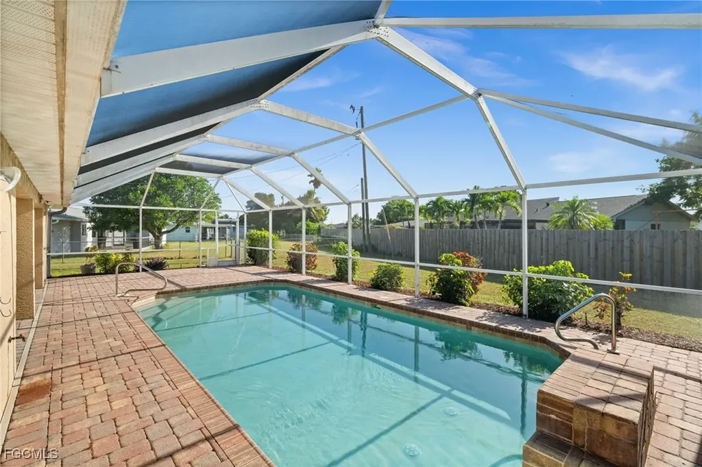 302 SE 34th Street Cape Coral FL 33904