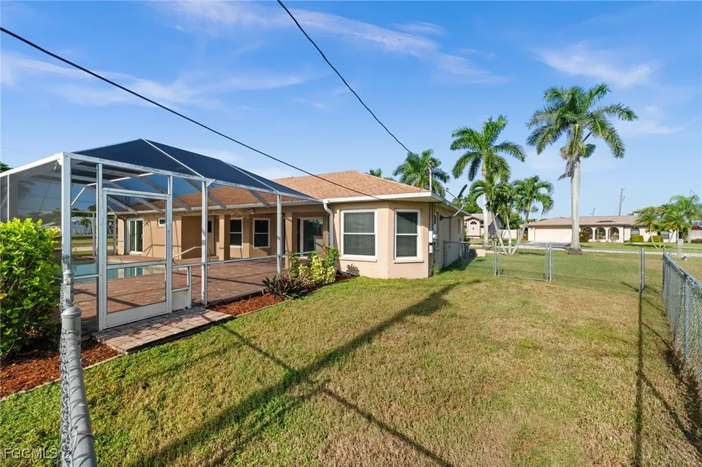 302 SE 34th Street Cape Coral FL 33904