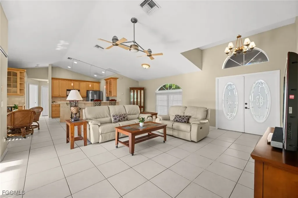 302 SE 34th Street Cape Coral FL 33904