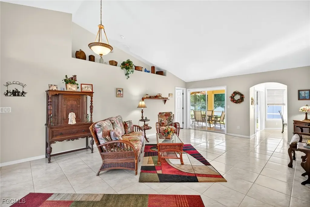 1140 SW 45th Terrace Cape Coral FL 33914