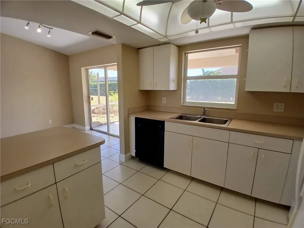 308 SE 19th Lane Cape Coral FL 33990