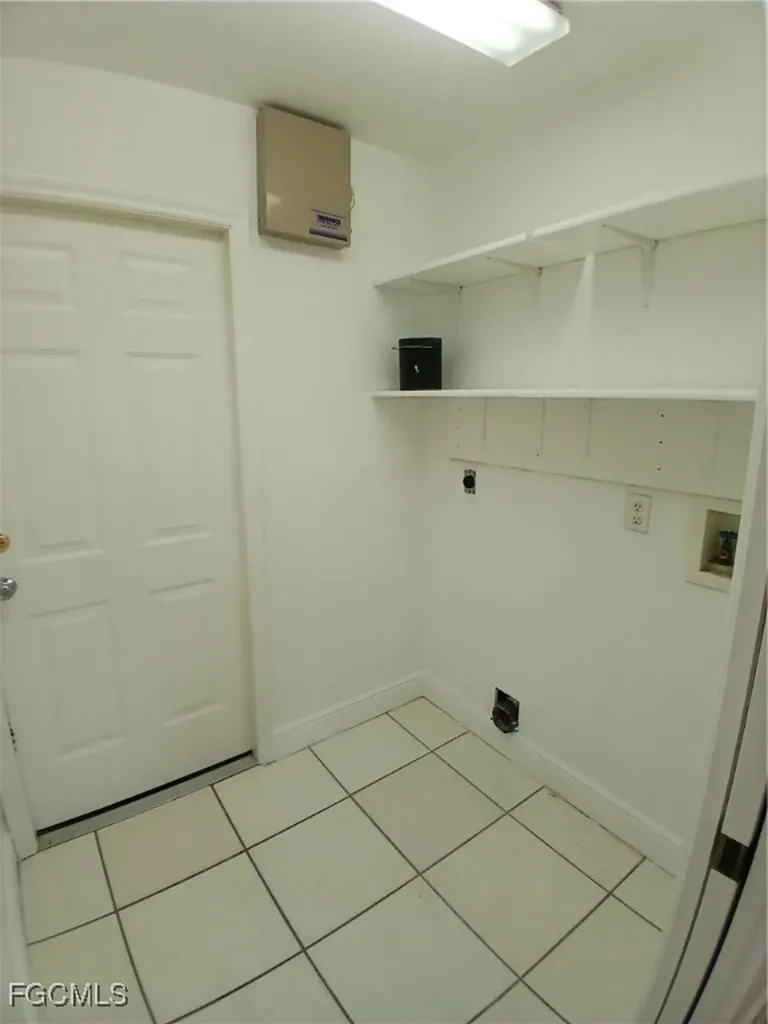 308 SE 19th Lane Cape Coral FL 33990