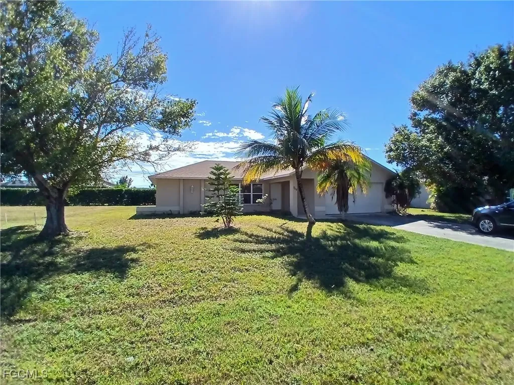 308 SE 19th Lane Cape Coral FL 33990
