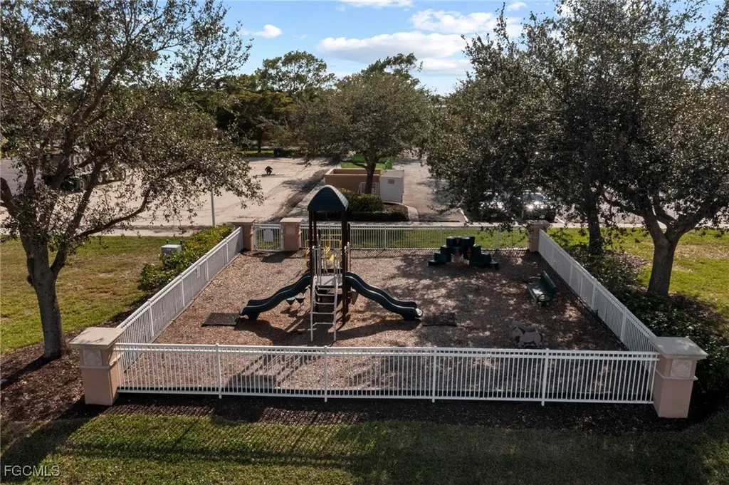 14143 Bently Circle Fort Myers FL 33912